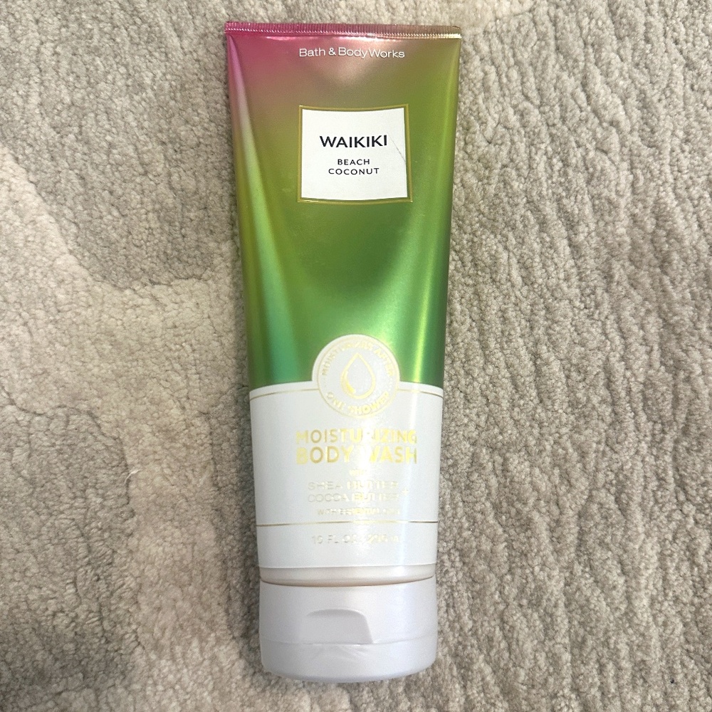 Bath and Body Works Waikiki Beach Coconut Moisturizing Body Wash BBW B&BW